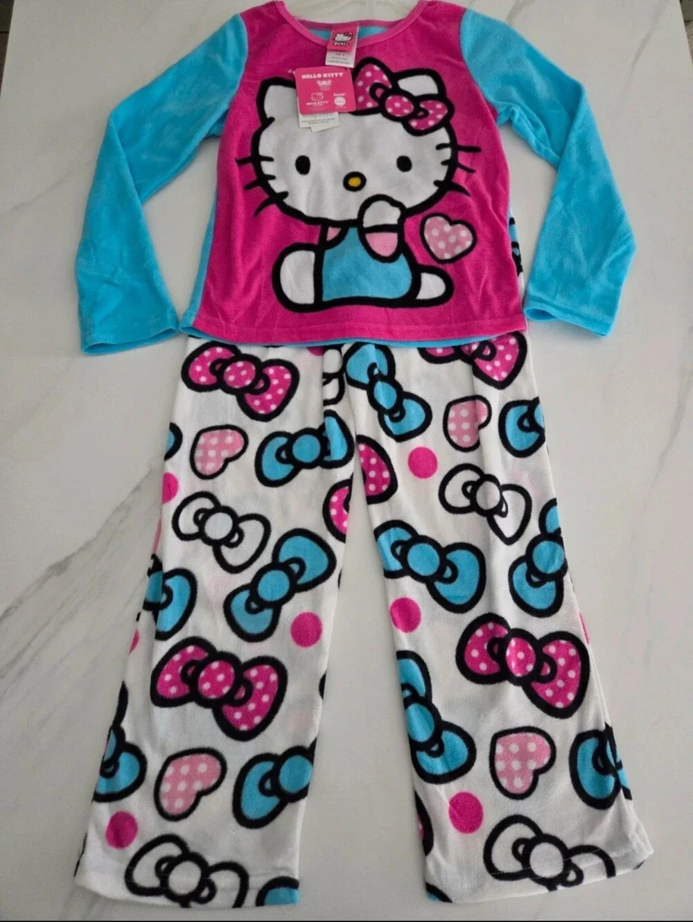 Hello Kitty Girls' Pink & Blue Fleece Pajama Set